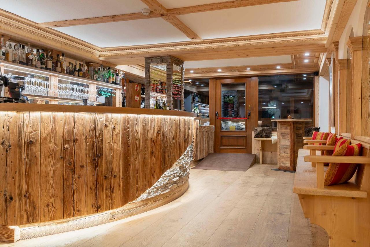 Hotel Ciasa Lorenzi Cortina dʼAmpezzo Eksteriør billede