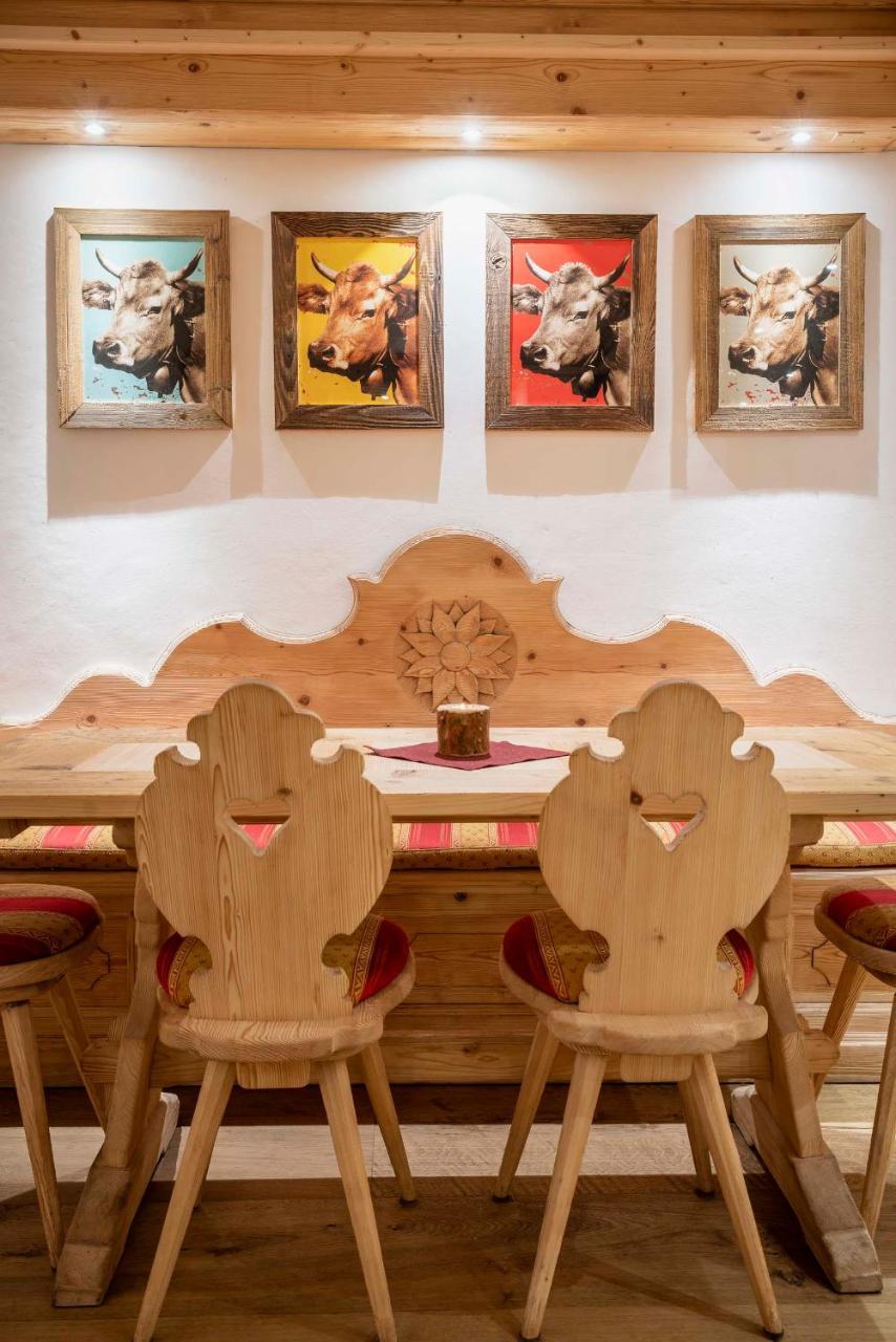 Hotel Ciasa Lorenzi Cortina dʼAmpezzo Eksteriør billede